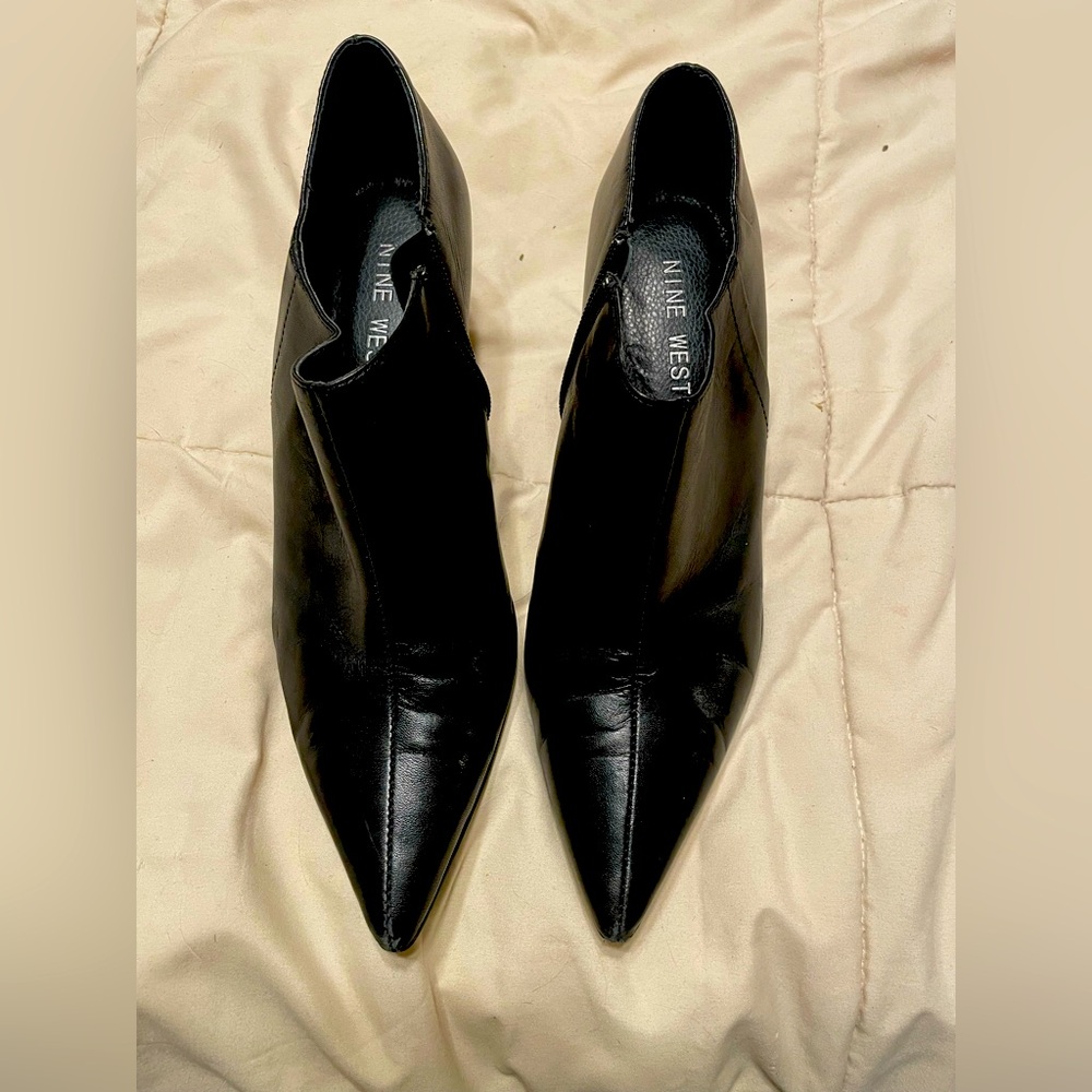 Nine West
 black booties with skinny kitten herl